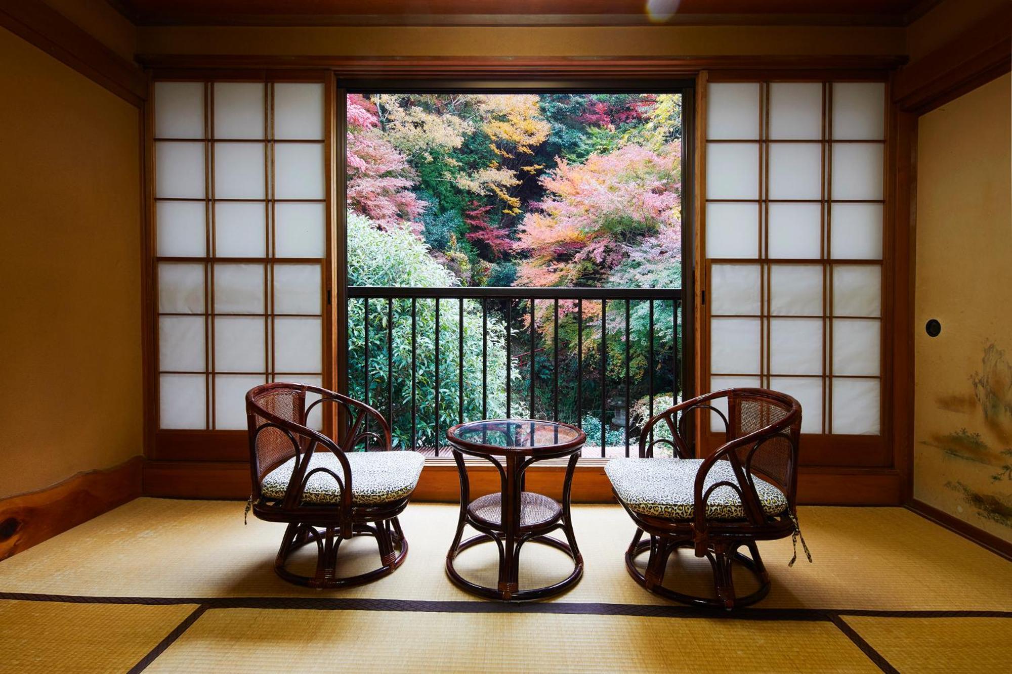 Togakubo Hotel Isehara Екстериор снимка